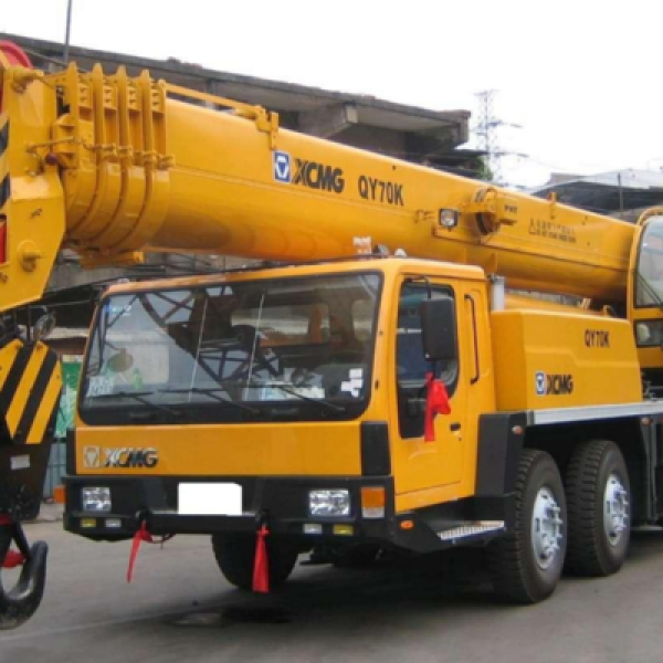 100 Ton Cranes